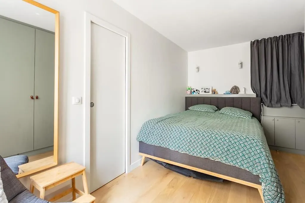 Apartment Bastille Nest In Paris